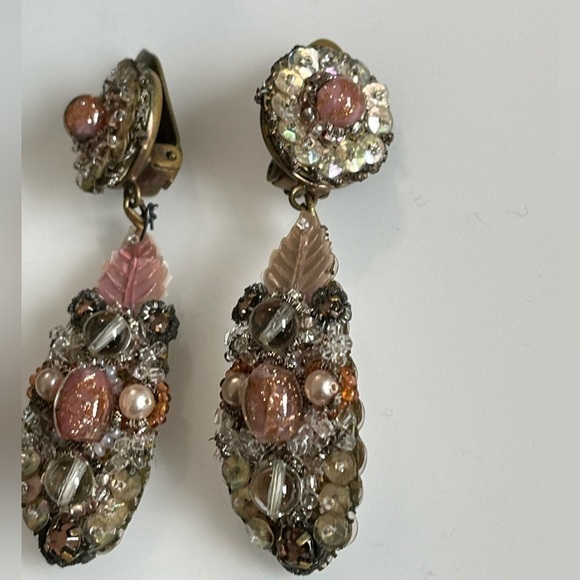 vintage Artisan made clip on earrings. - Picture 4 of 6